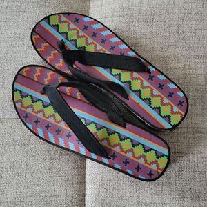Muk Luk Flip flops